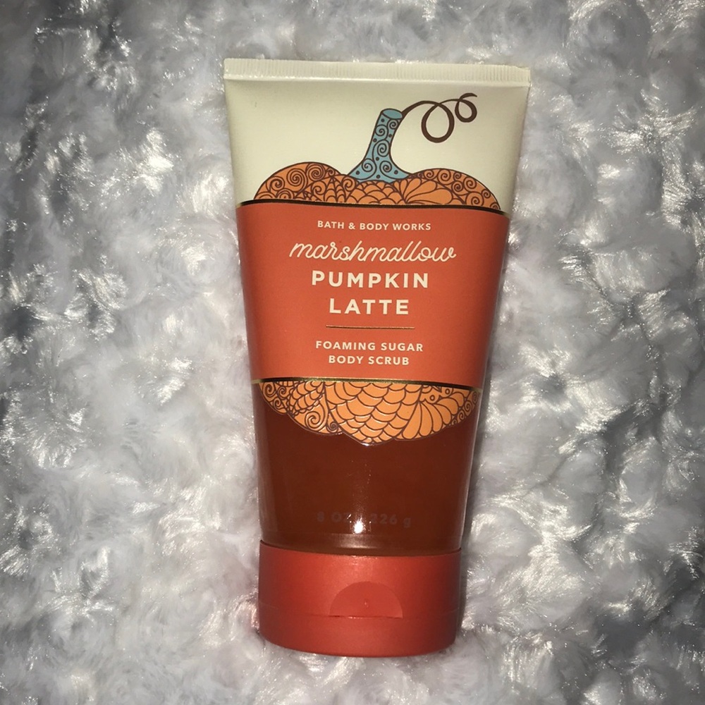 Bath & Body Works Marshmallow Pumpkin Latte Foaming Sugar Body Scrub HTF